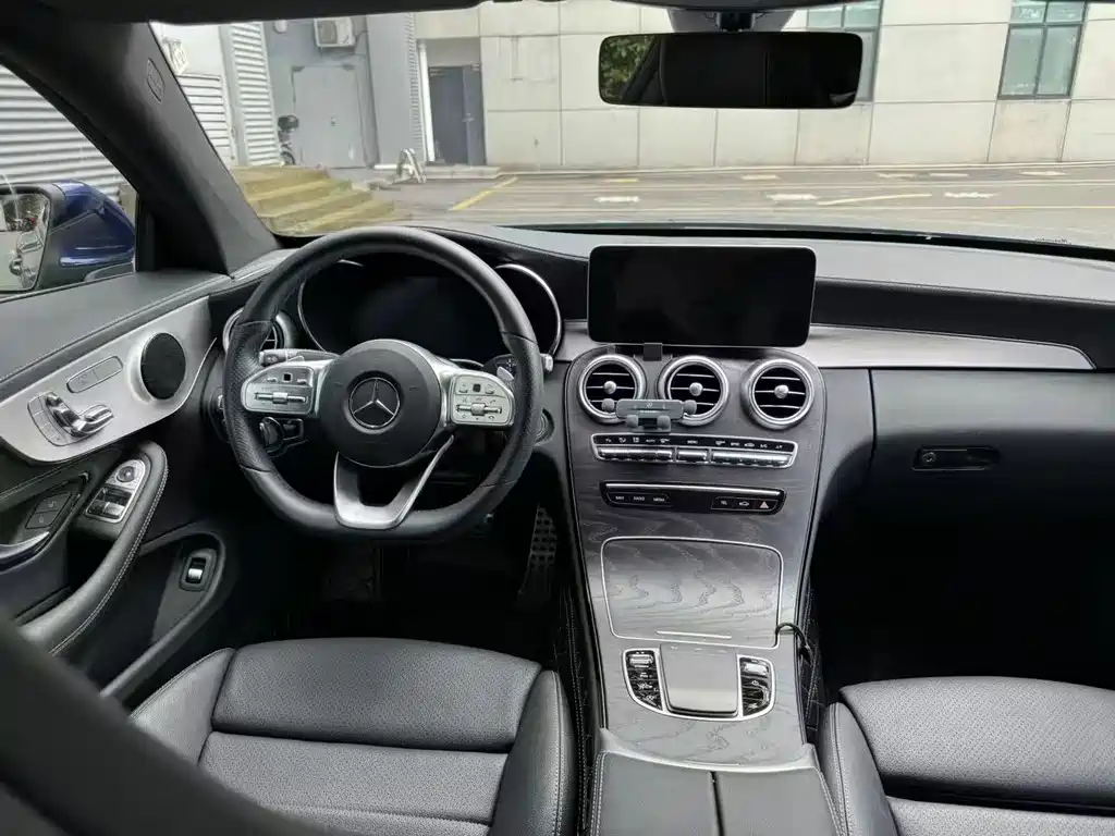 Mercedes-Benz C-Class 2020