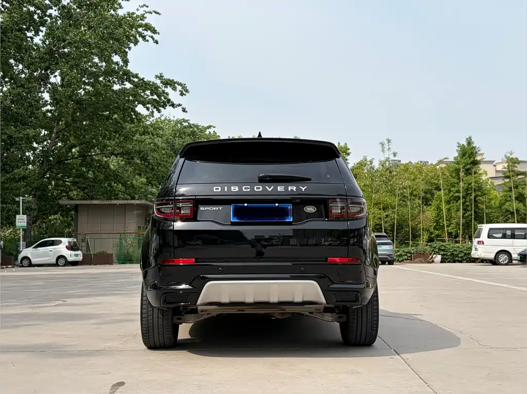 Land Rover Discovery Sport 2024 — фото 23
