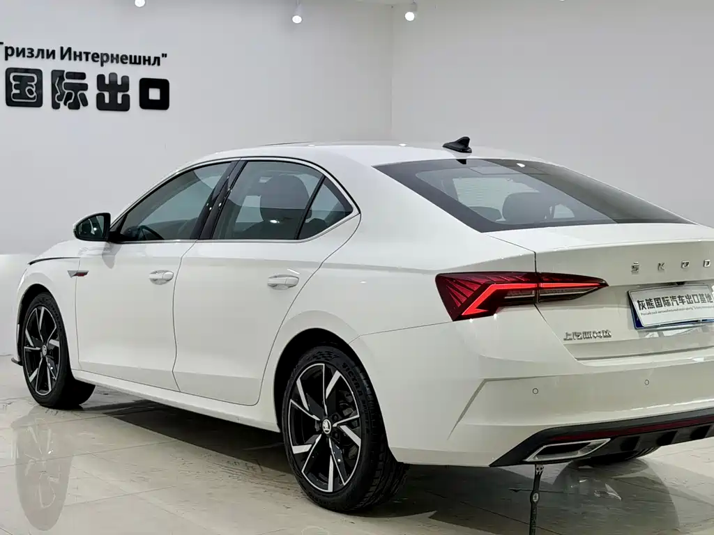 Skoda Octavia 2023