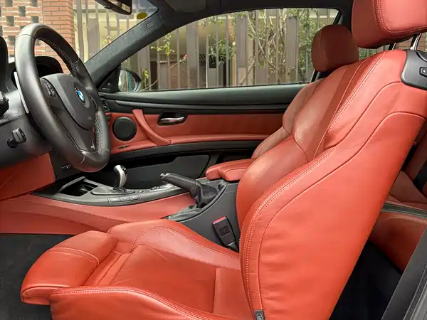 BMW M3 2011