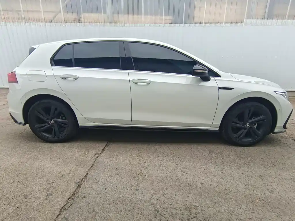 Volkswagen Golf 2022