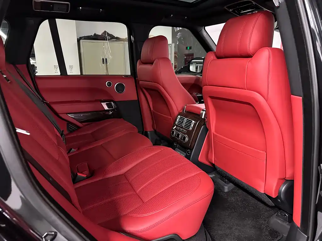 Land Rover Range Rover 2018 — фото 22