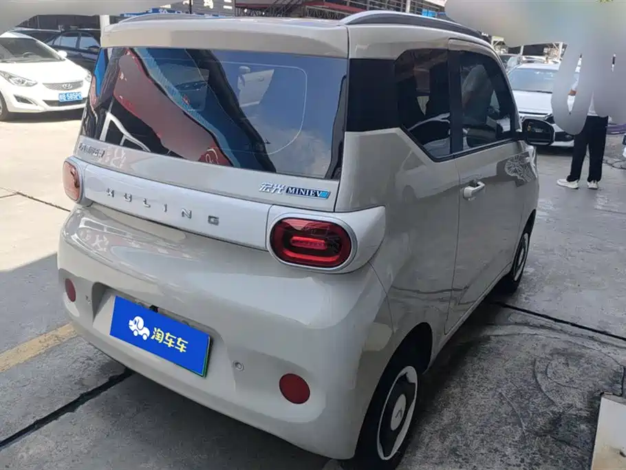 Wuling MINIEV 2024