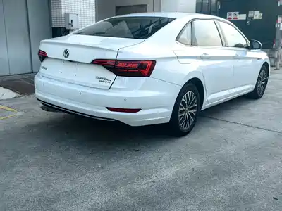 Volkswagen Sagitar 2020