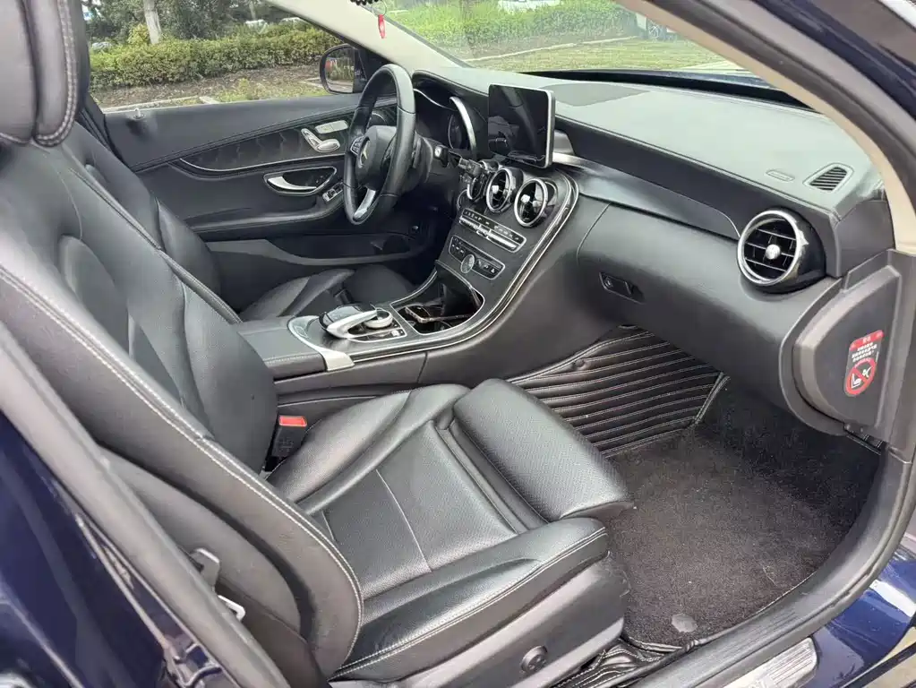 Mercedes-Benz C-Class 2017 — фото 16