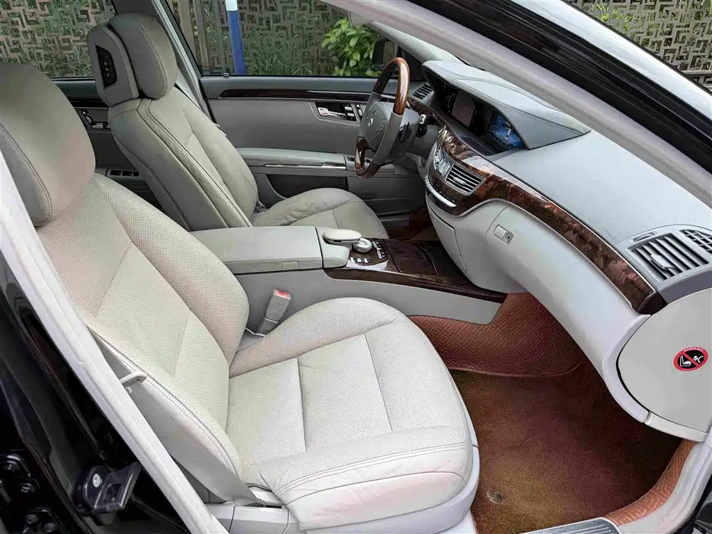 Mercedes-Benz S-Class 2010 — фото 12