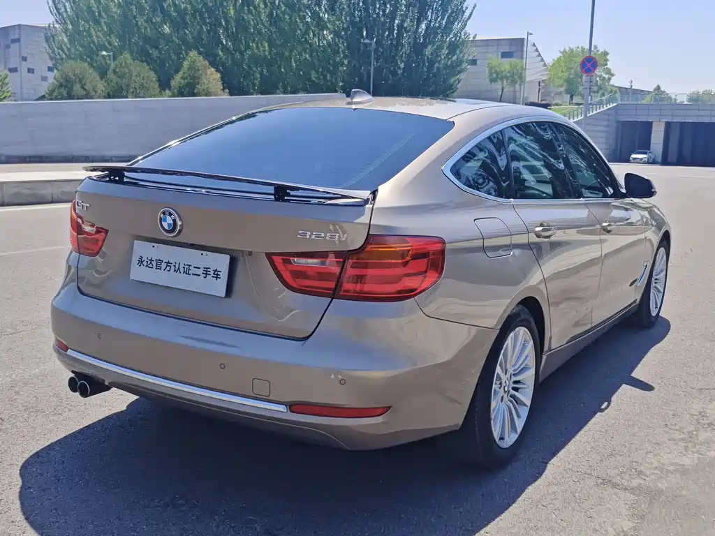 BMW 3 Series GT 2015