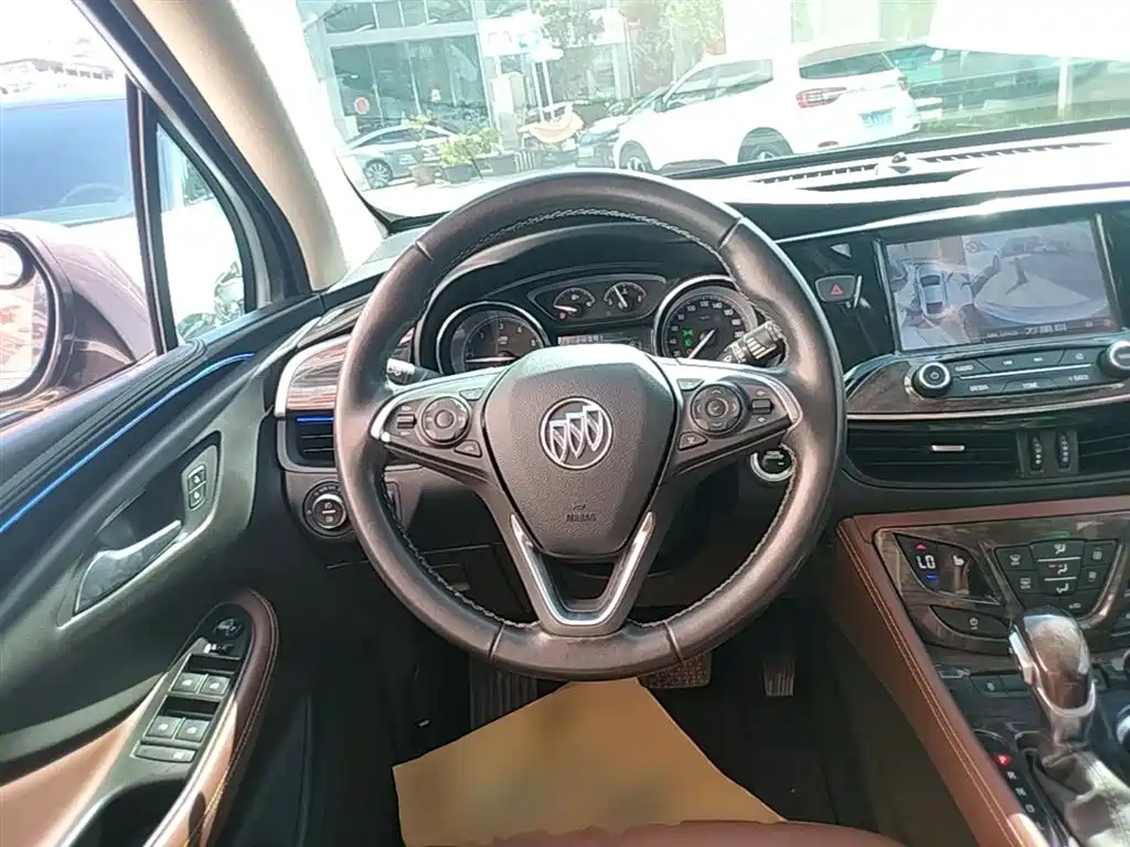Buick Envision Plus 2018 — фото 11