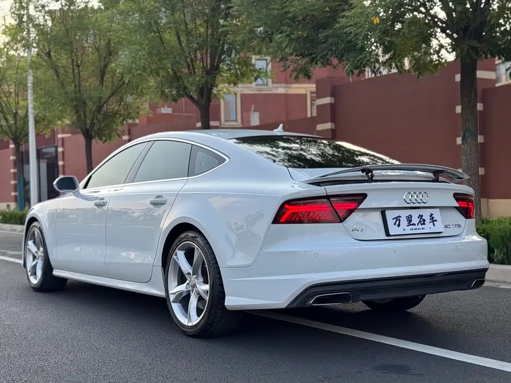 Audi A7 2017 — фото 21