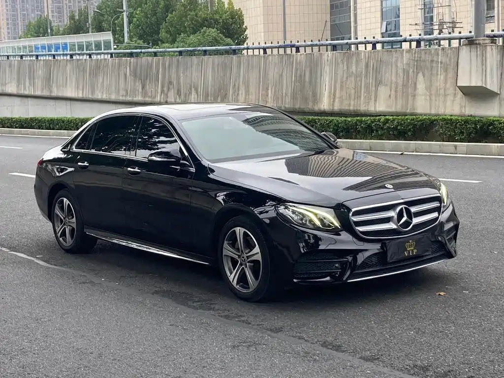Mercedes-Benz E-Class 2018 — фото 3
