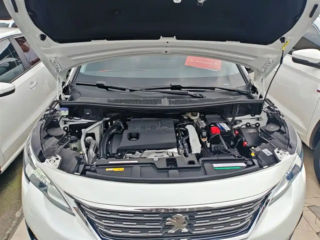 Peugeot 5008 2018 — фото 20