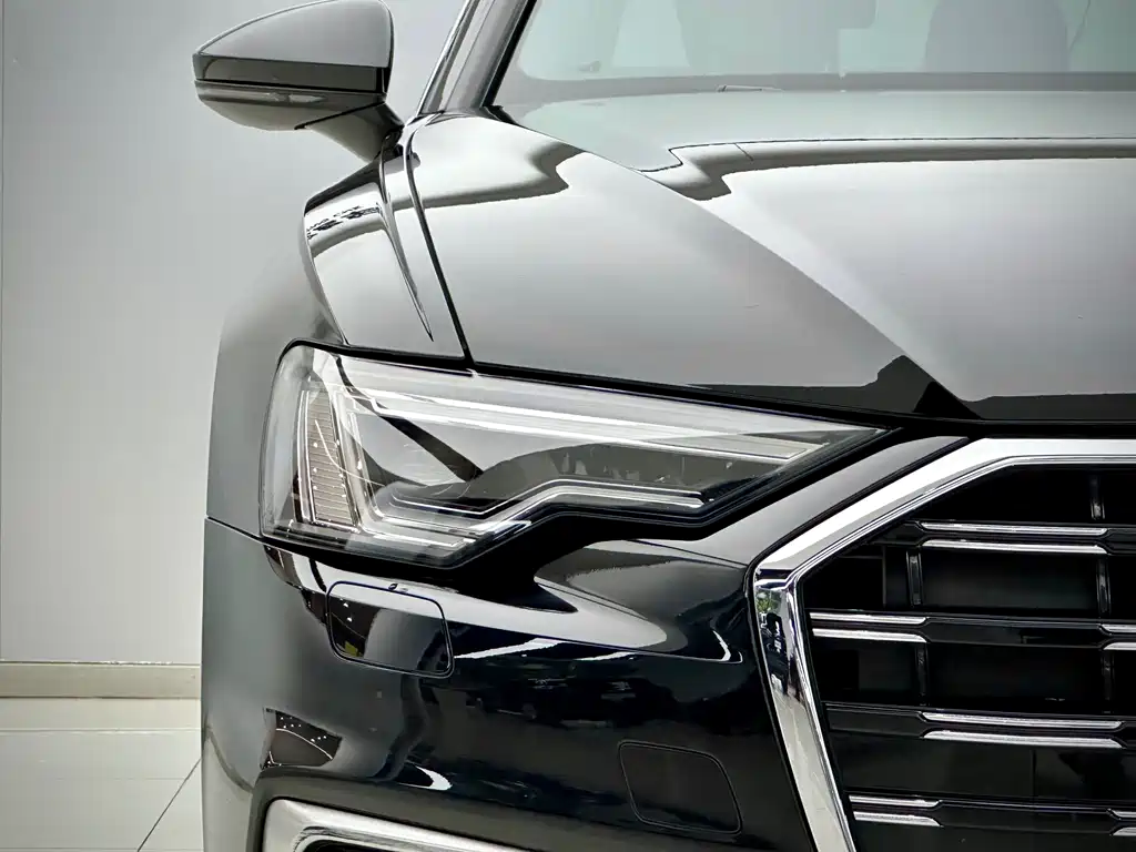 Audi A6L 2023