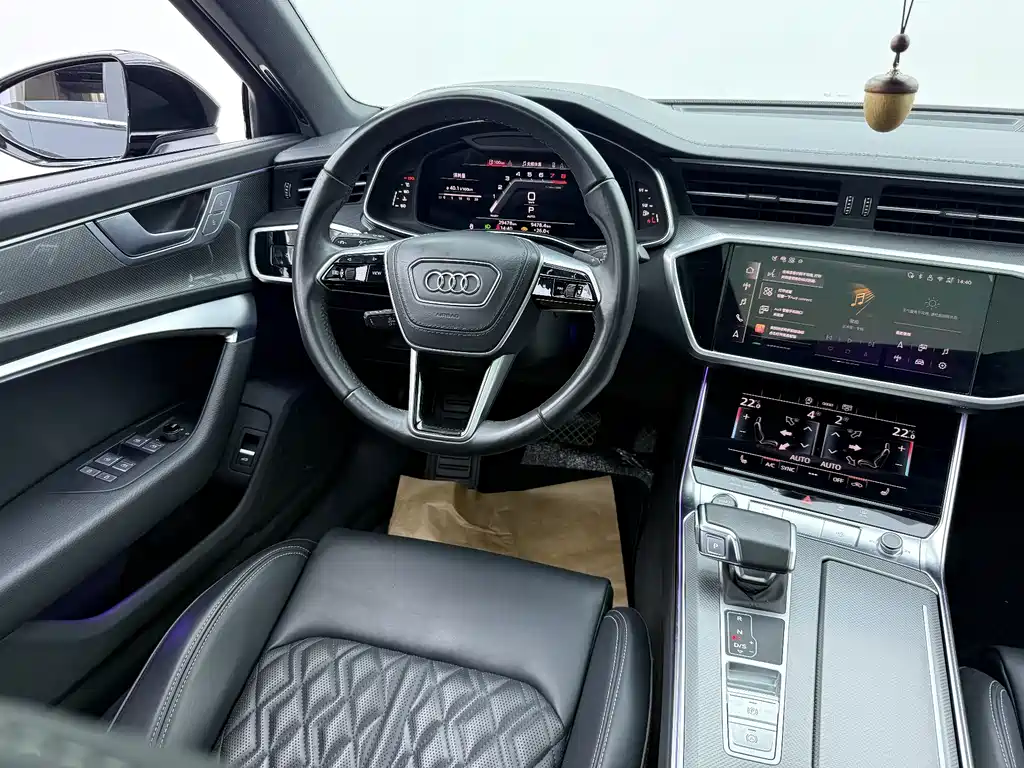 Audi A6L 2025