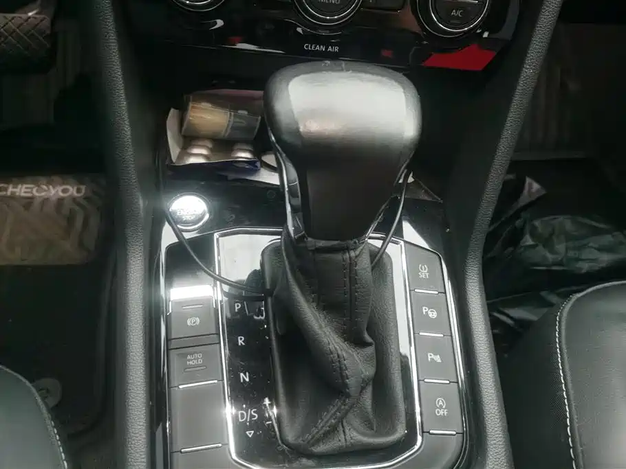 Volkswagen Tiguan L 2018 — фото 16
