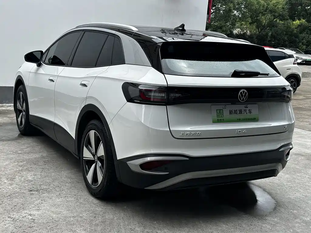 Volkswagen ID.4 X 2025