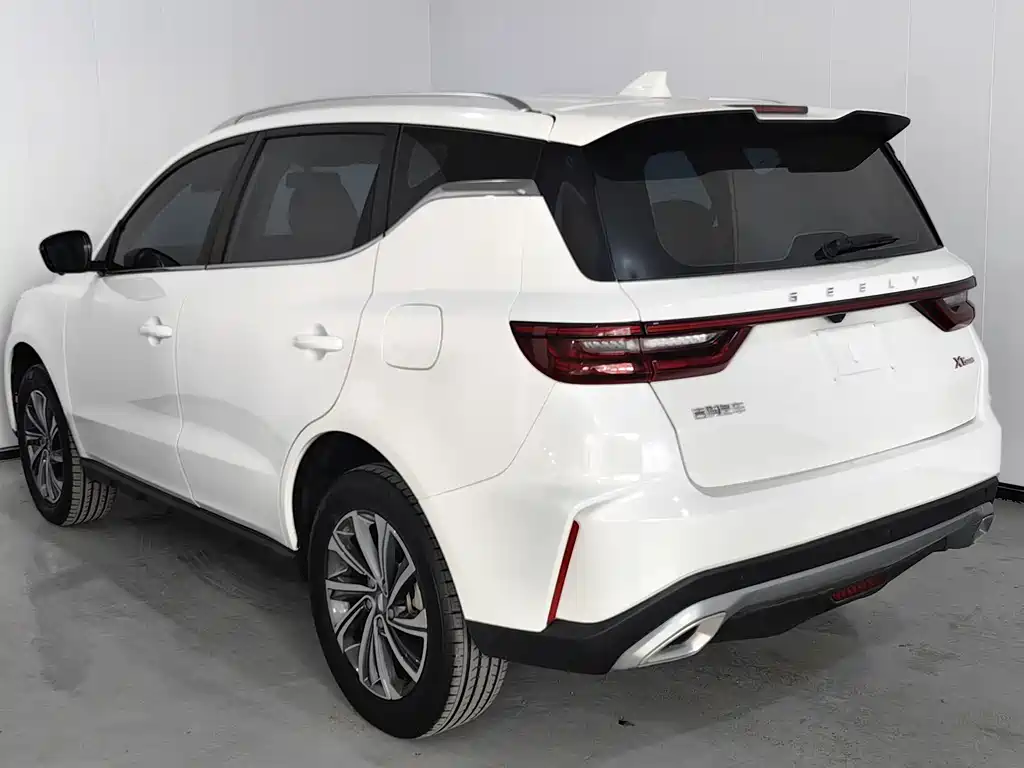Geely Vision X6 2022