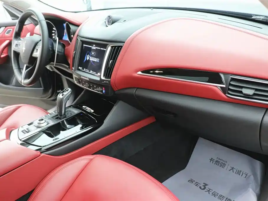 Maserati Levante 2021 — фото 22