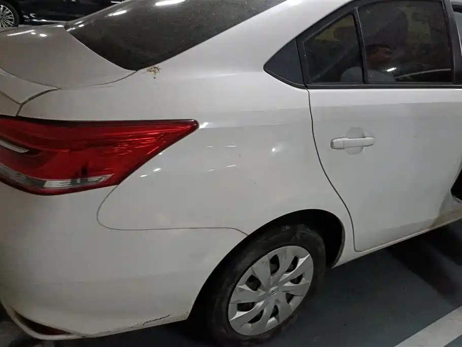 Toyota Vios 2016 — фото 3