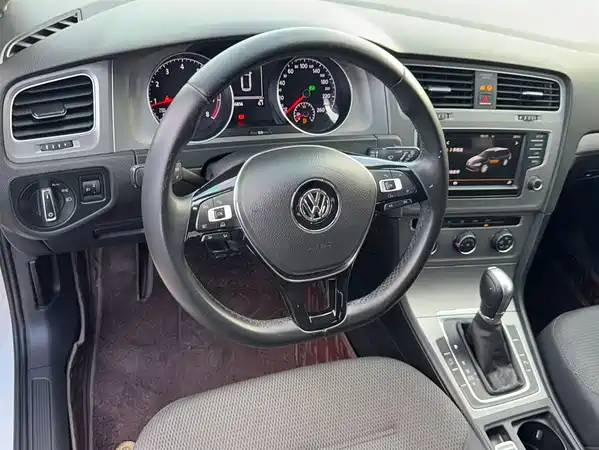 Volkswagen Golf 2015