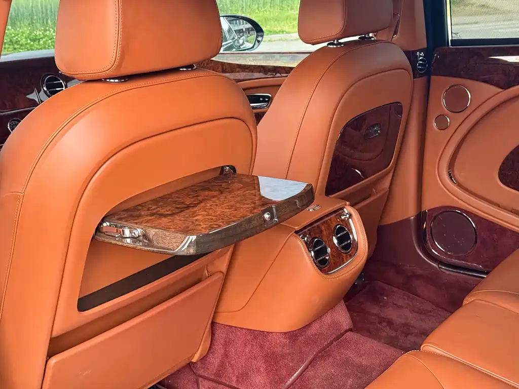 Bentley Mulsanne 2012 — фото 19