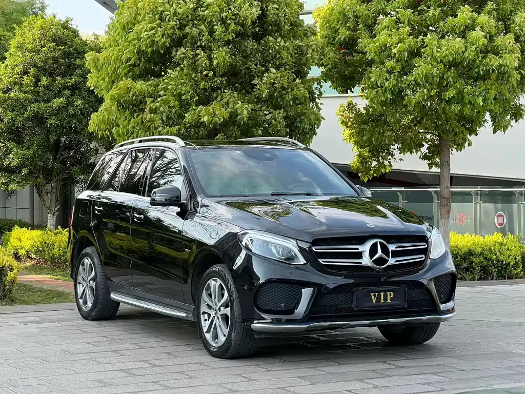 Mercedes-Benz GLE 2019 — фото 1