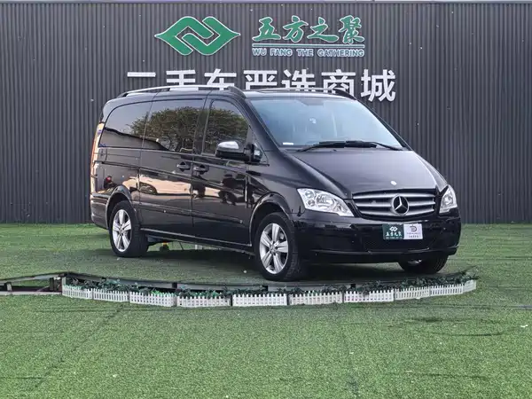 Mercedes-Benz Viano 2015