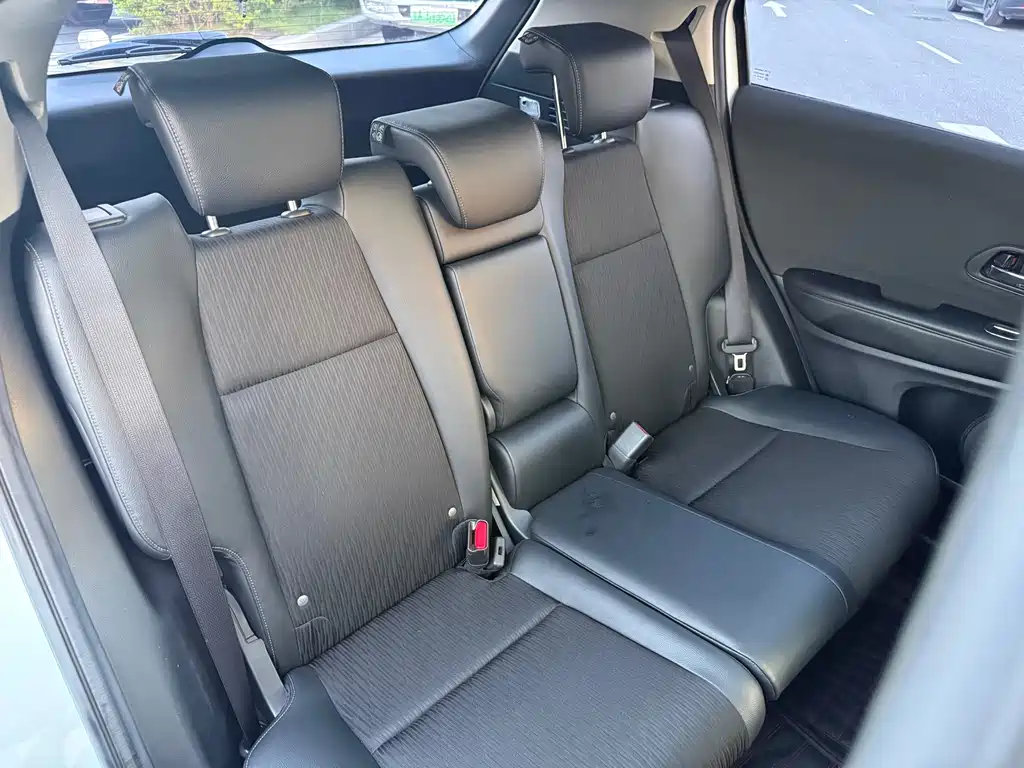 Honda Vezel 2021 — фото 17