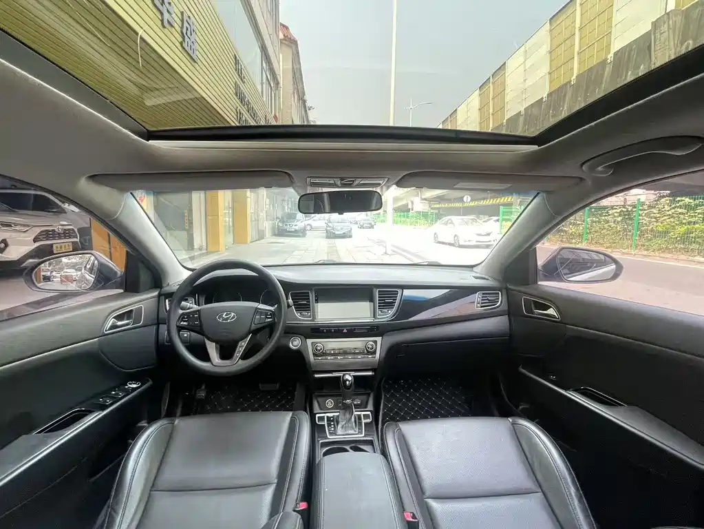 Hyundai Mistra 2015 — фото 5