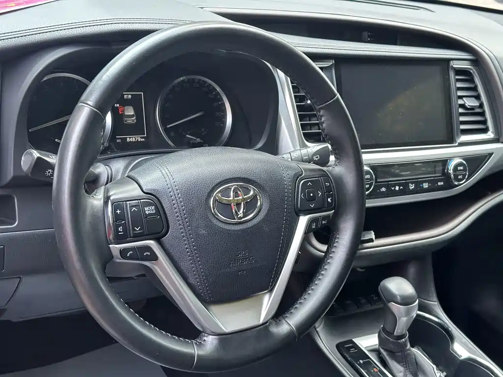 Toyota Highlander 2020 — фото 8