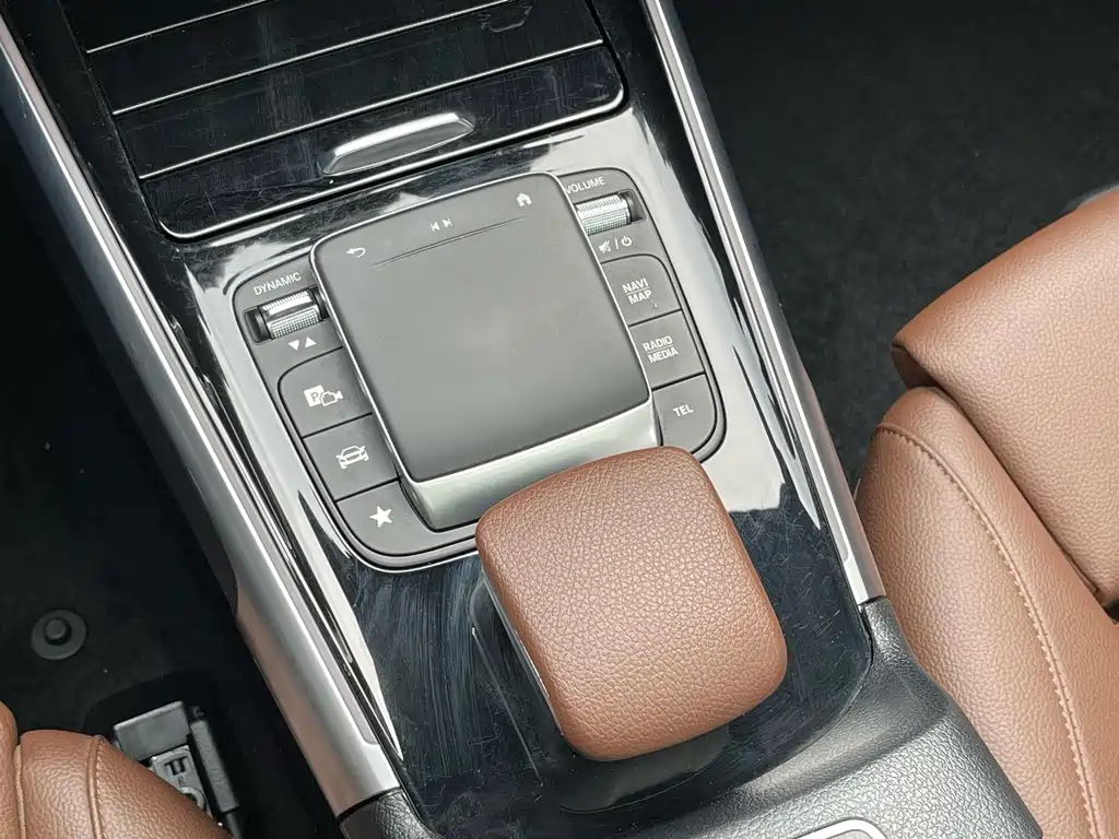 Mercedes-Benz GLB 2022 — фото 22