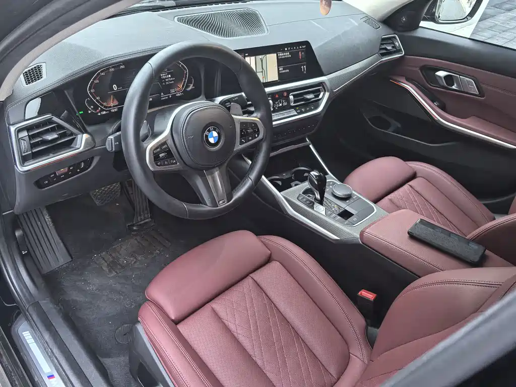 BMW 3 Series 2022 — фото 13