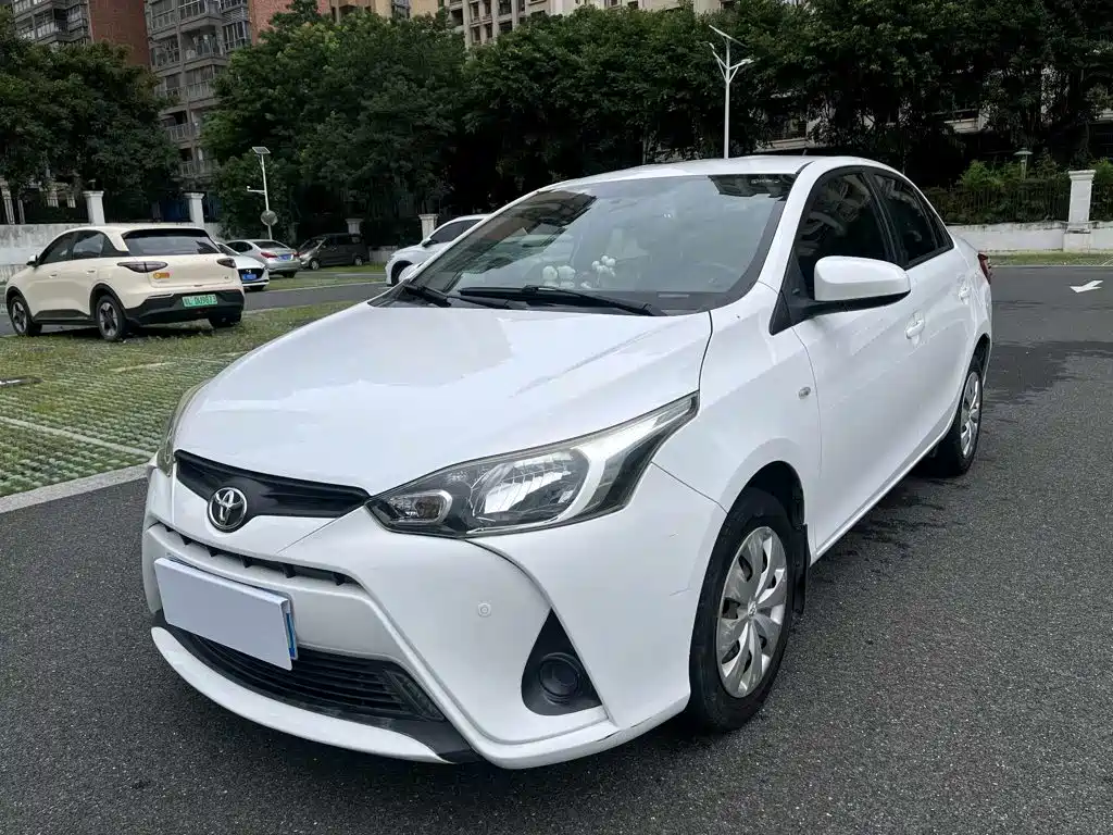 Toyota Yaris L 2017