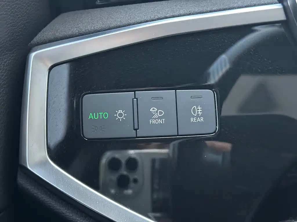Audi Q3 2022 — фото 13