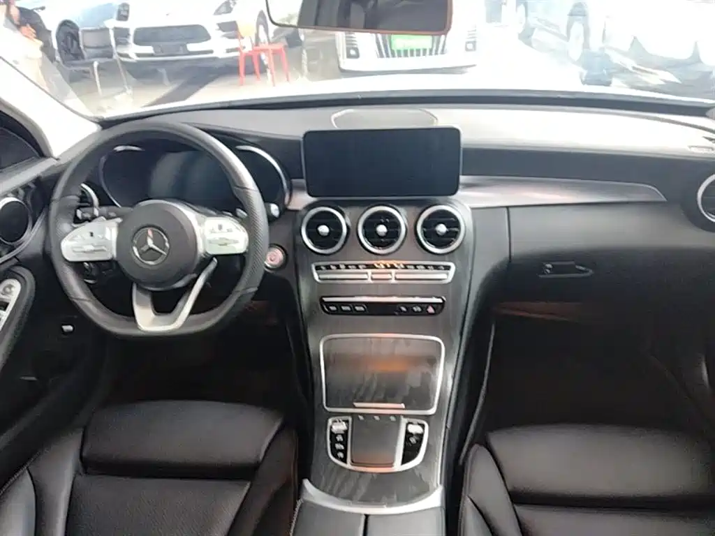Mercedes-Benz C-Class 2020 — фото 10