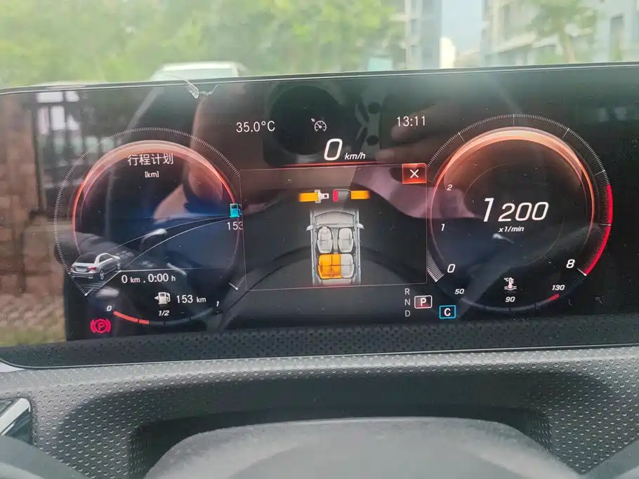 Mercedes-Benz A-Class 2022 — фото 14