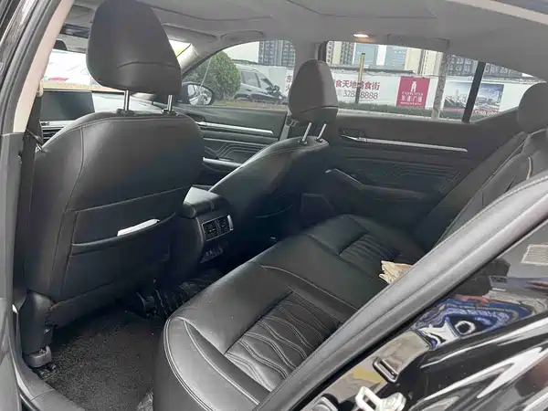 Nissan Teana 2023