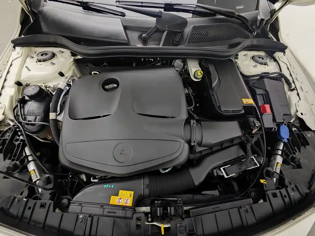 Mercedes-Benz GLA 2016