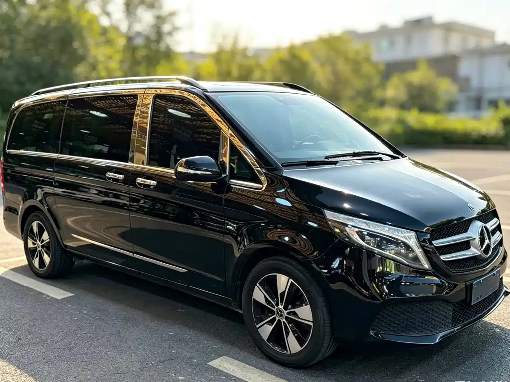 Mercedes-Benz V-Class 2022 — фото 2