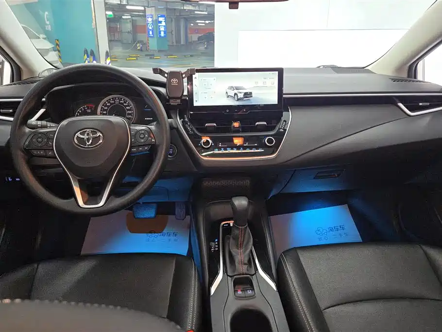 Toyota Corolla 2021 — фото 12