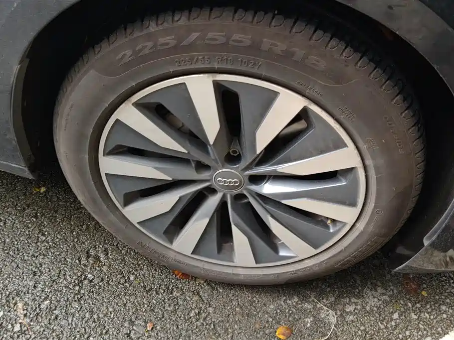 Audi A6L 2021