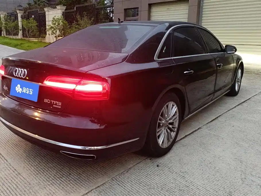 Audi A8 2015 — фото 3