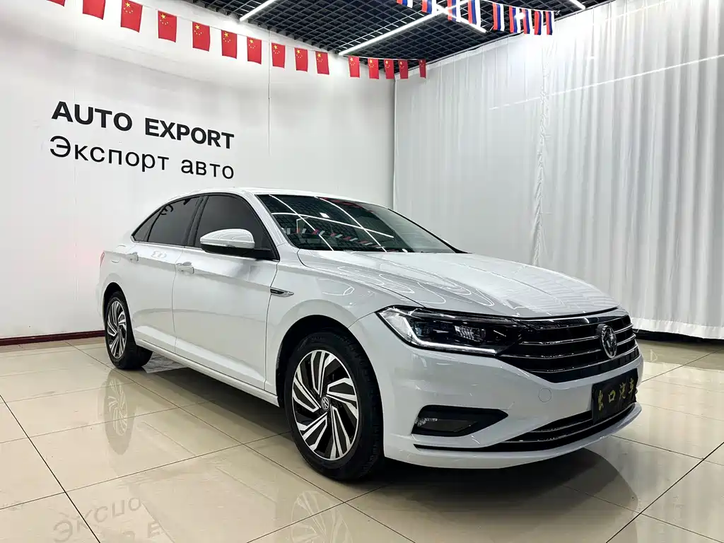 Volkswagen Sagitar 2022