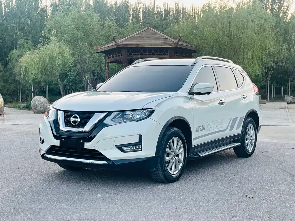 Nissan X-Trail 2019 — фото 1