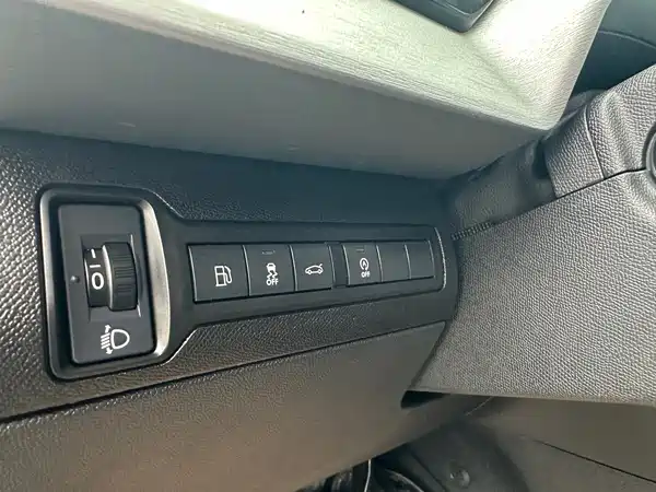 Peugeot 408 2022