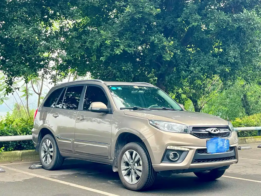 Chery Tiggo 3 2016 — фото 3