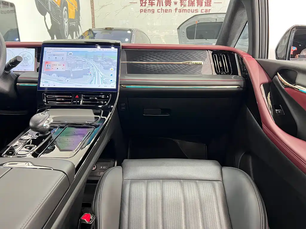 GAC Motor Trumpchi M8 2023 — фото 15