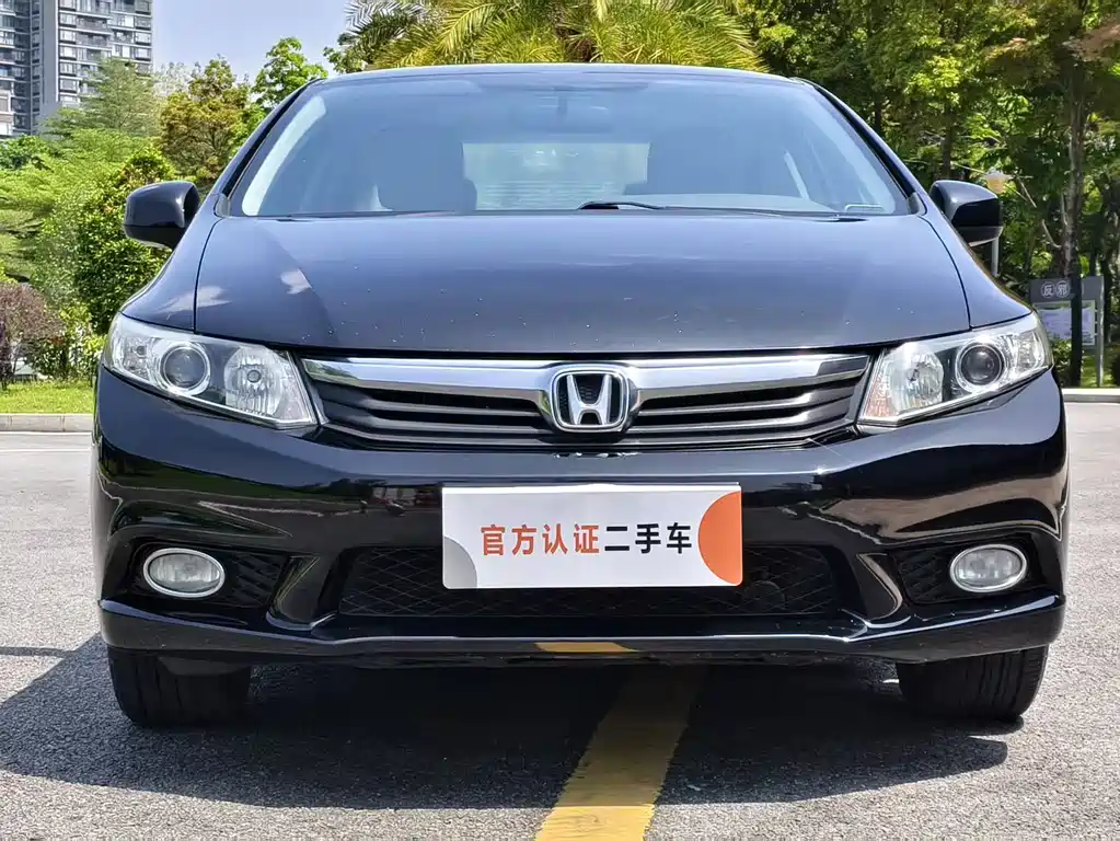 Honda Civic 2014 — фото 2
