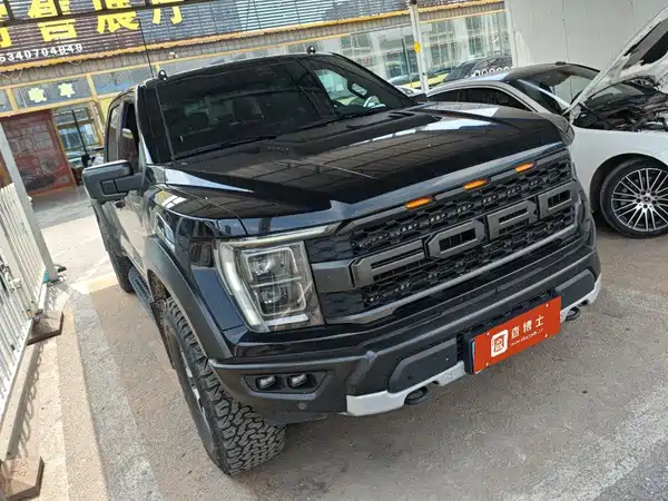 Ford F-150 Raptor 2025