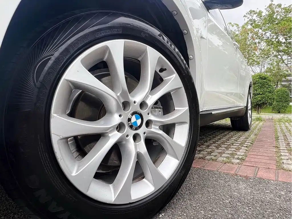 BMW X5 2018 — фото 21