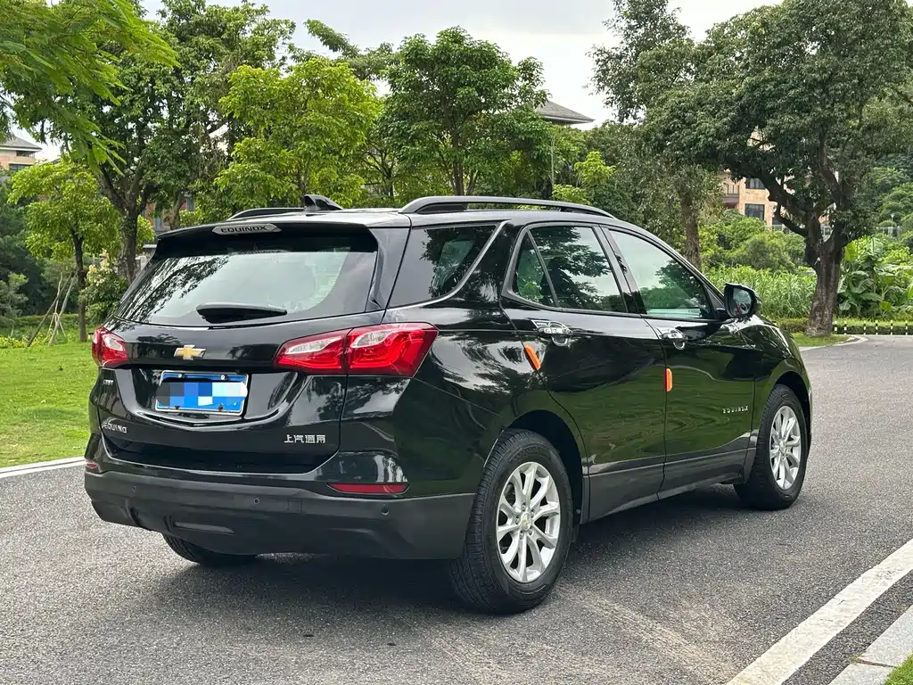 Chevrolet Equinox 2018 — фото 9